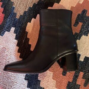 Portland Leather (Patina Line) Black Leather Boots-Size 7